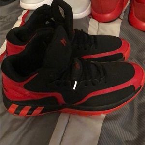 Adidas Dwight Howard size 12’s